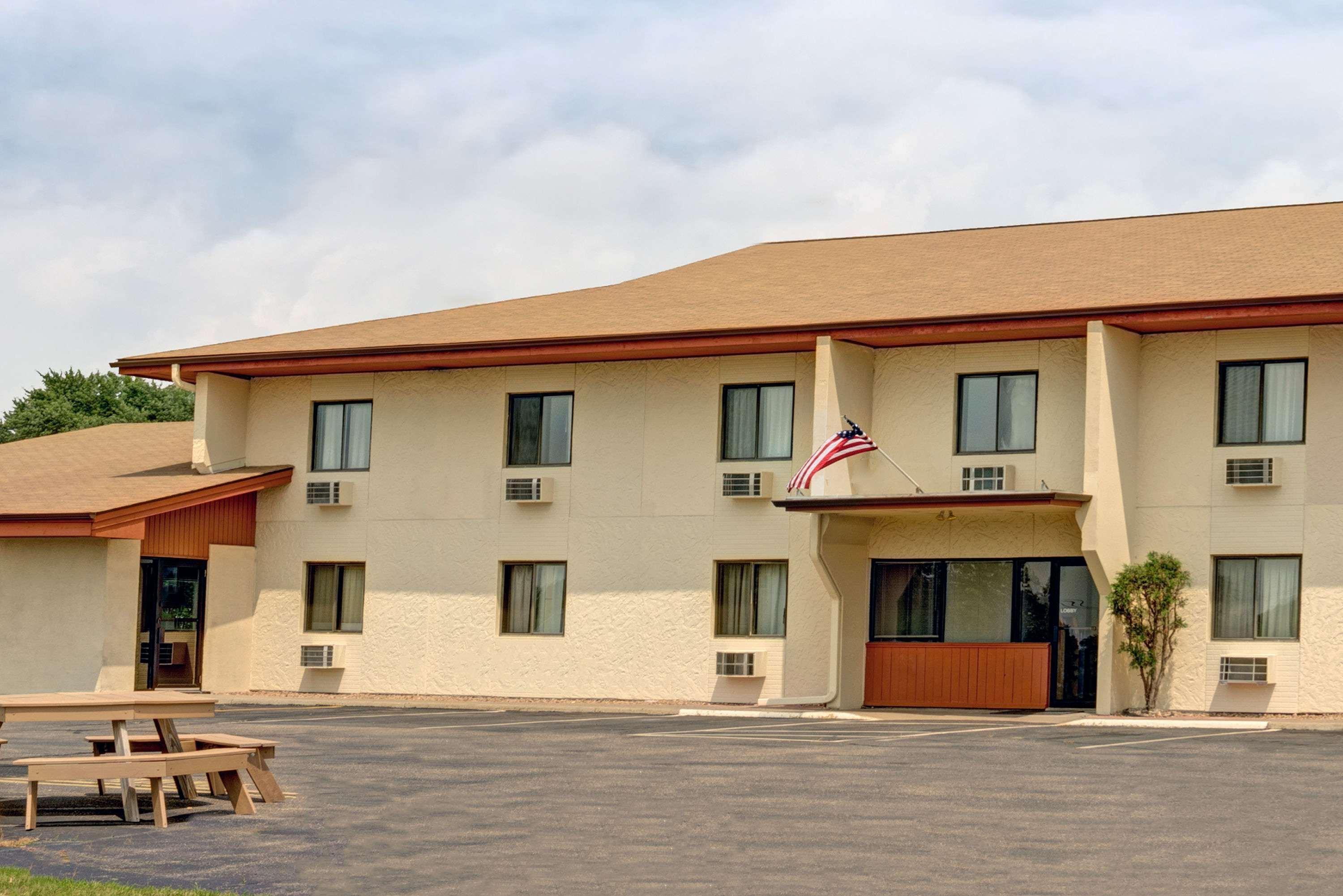 Super 8 By Wyndham Buffalo Exterior foto